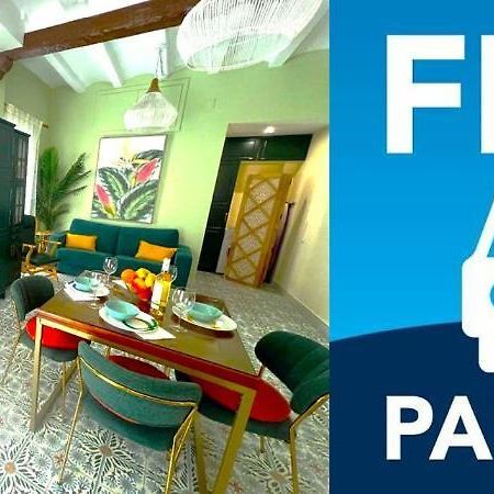 Esmeralda Apartment With Free Private Underground Parking Valencia Exterior photo