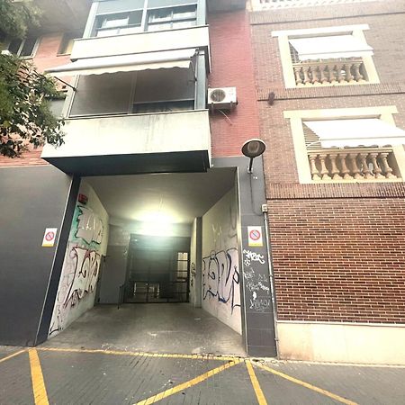 Esmeralda Apartment With Free Private Underground Parking Valencia Exterior photo