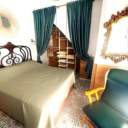 Esmeralda Apartment With Free Private Underground Parking Valencia Exterior photo
